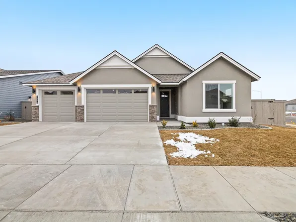 2894 Avrio Ave, Richland, WA 99354