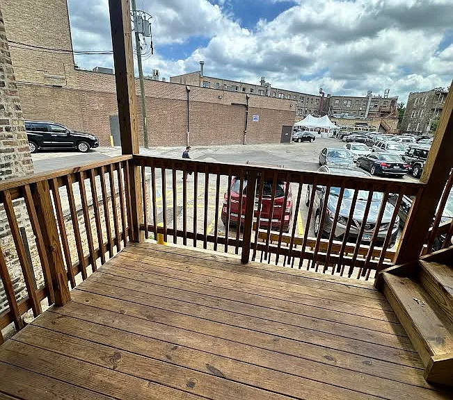 2661 N Spaulding Ave — Photo 15