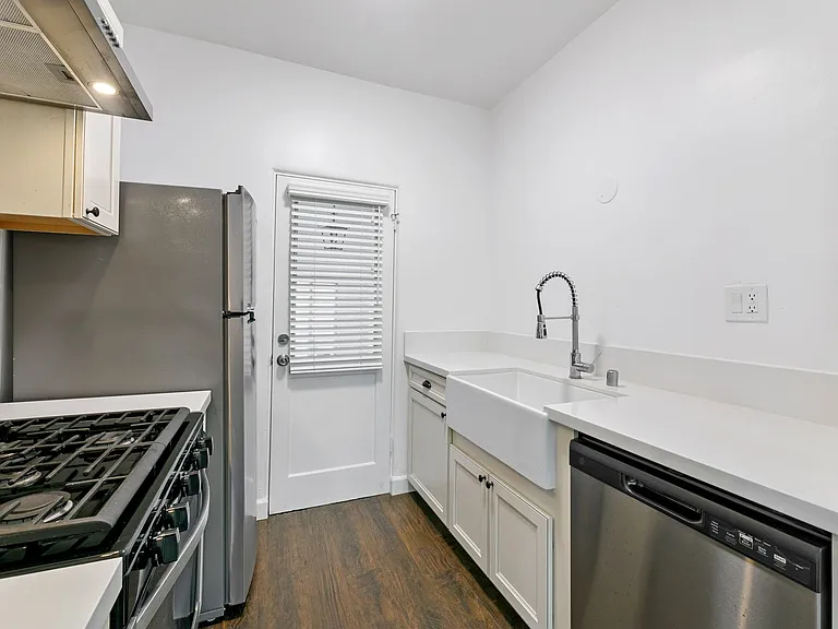 2055 E. 3rd St , Long Beach, CA, 90814 — Photo 24