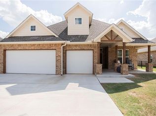 817 Golden Pond Dr, Yukon, OK 73099