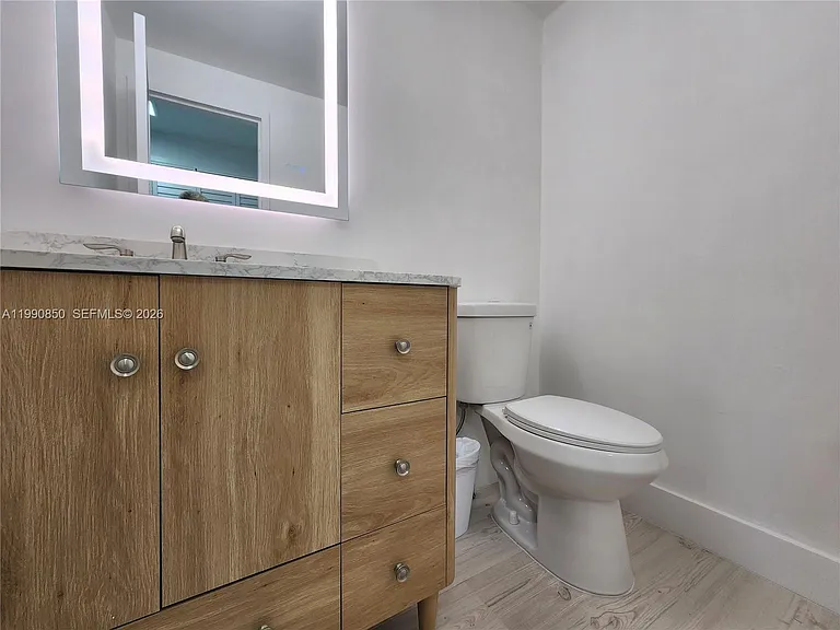 3505 S Ocean Dr #515 — Photo 9
