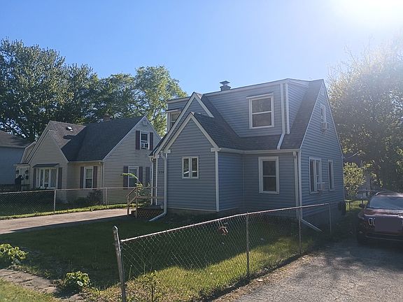 2nd image of 228 Highmoor Dr