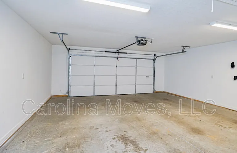 249 Lockeland Park Dr — Photo 16