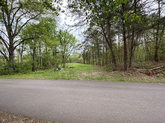 4th image of 7814 Swaggerty Rd