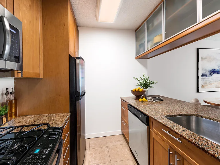 5 E 22nd St #6S — Photo 3