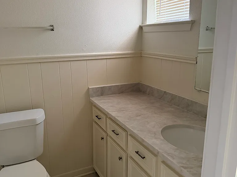 1213 Tammy Ave — Photo 14