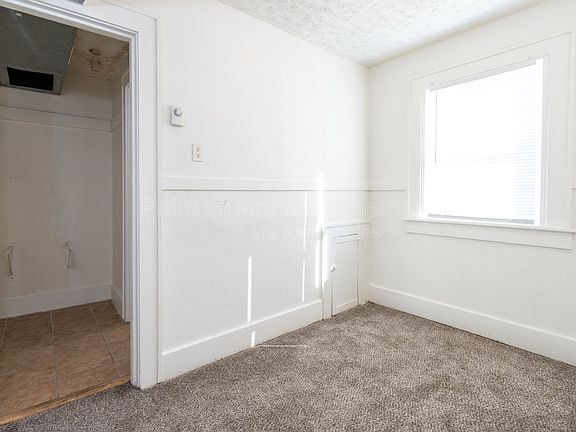 5th image of 423 N Emporia Ave APT 5