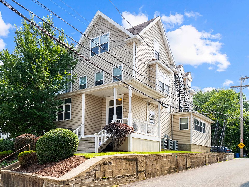1st image of 620 College St #5b8d231c5