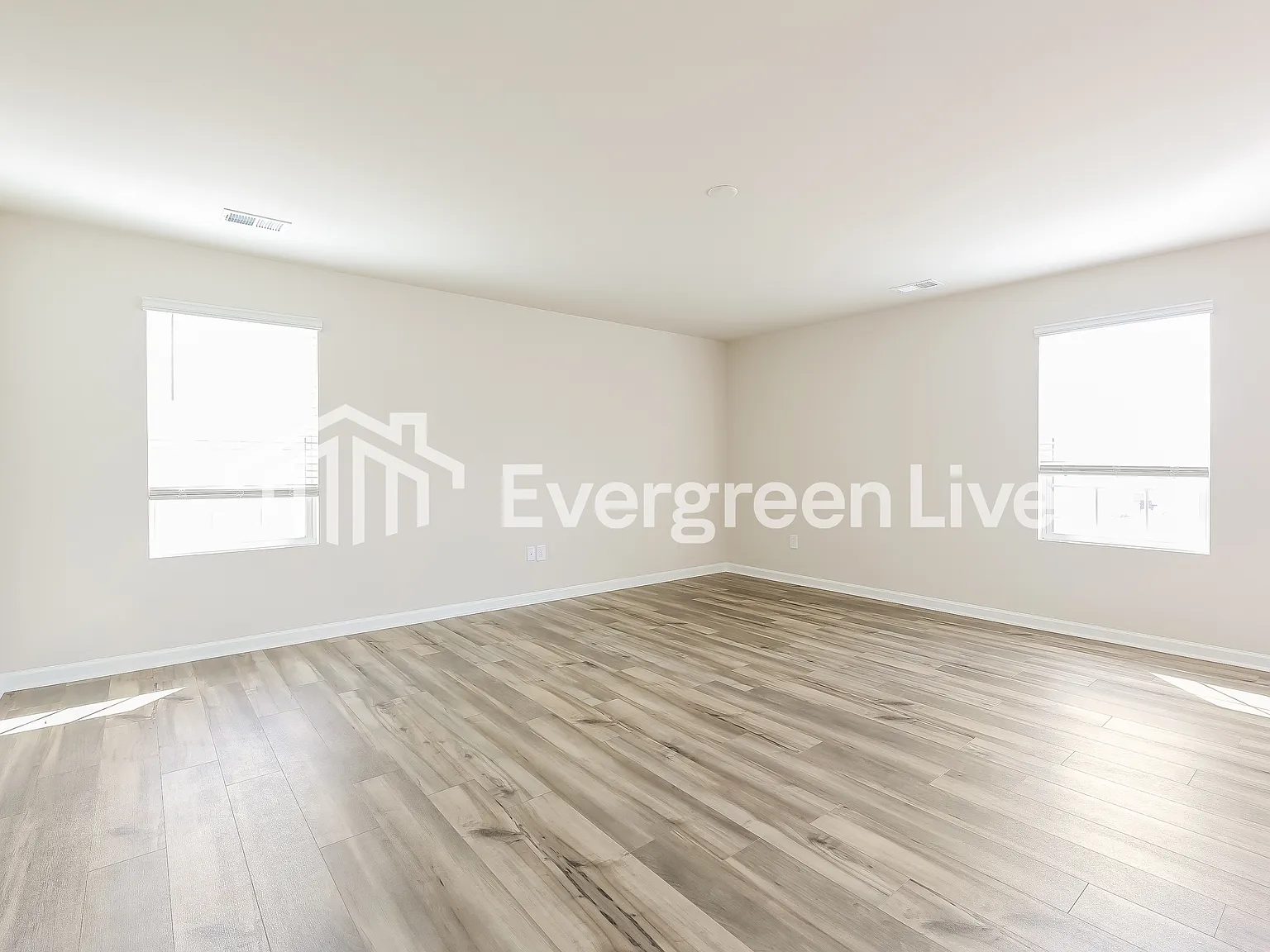 4 bed, 2.5 bath, 1955 sqft, $1,745 — Photo 3