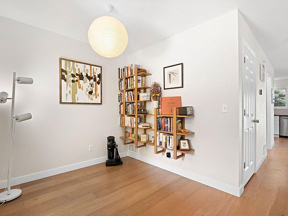 5th image of 4620 15th St #A