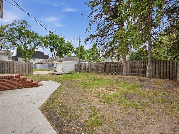 5th image of 1101 11th St S
