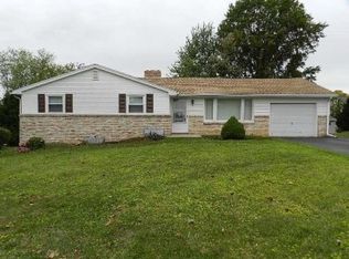 206 Nollyn Dr, Dallastown, PA 17313