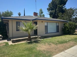 2038 E Ashlan Ave, Fresno, CA 93726