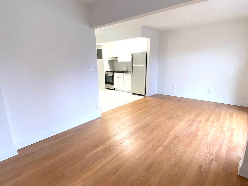 1st image of 140-43 38th Ave