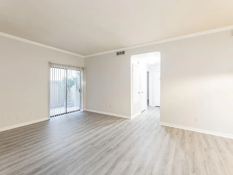 10047 Westpark Dr #49 — Photo 4