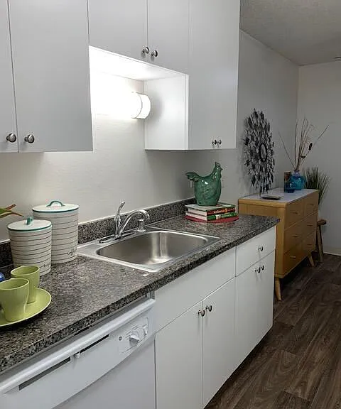 Meadow Wood — Photo 6