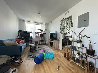 Rented by Rumah Realty Inc
