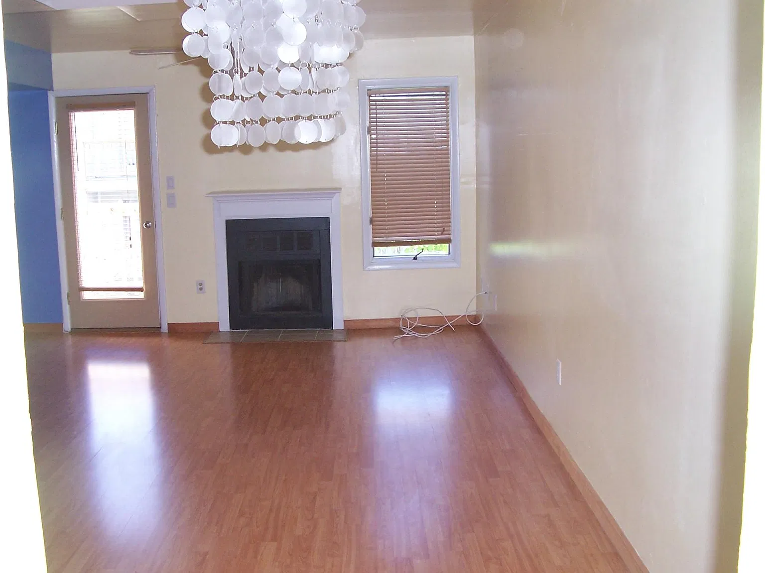 2 bed, 893 sqft, $1,890 — Photo 2