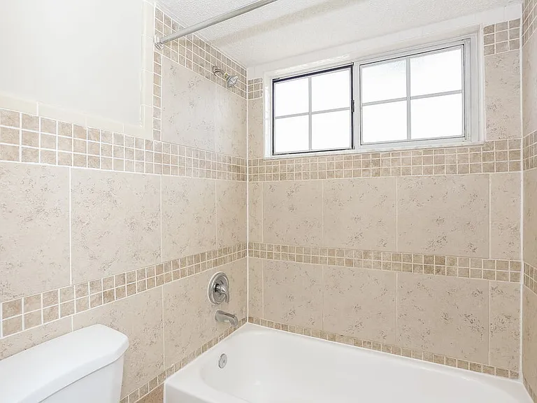 7579 Sugar Bay Ln — Photo 16