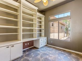 5054 S Peachwood Dr, Gilbert, AZ 85298