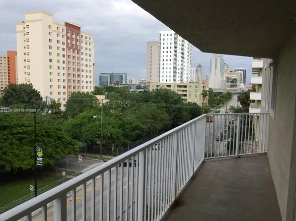 102 SW 6th Ave APT 408, Miami, FL 33130