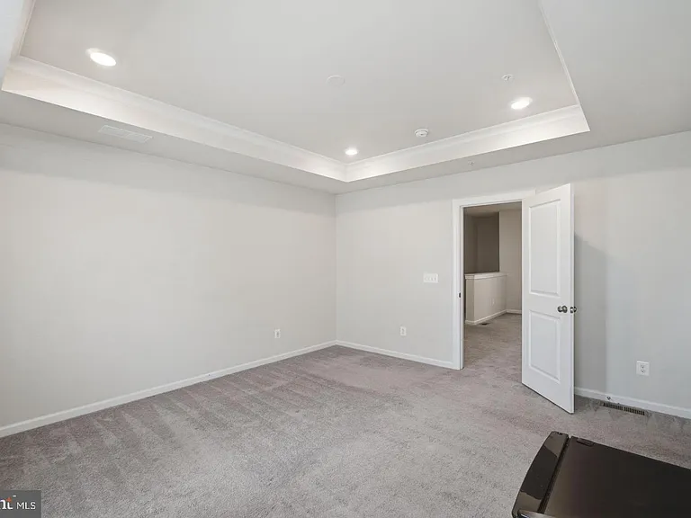 4922 Macdonough Pl — Photo 8