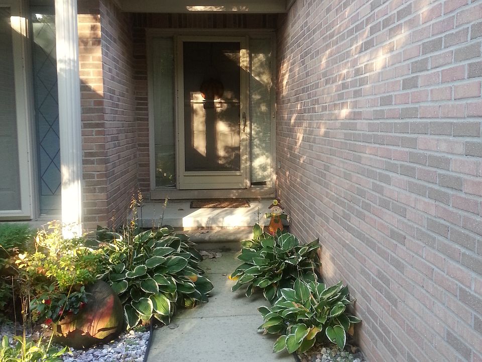 1st image of 22168 Brehmer Ct #18