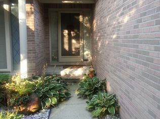 22168 Brehmer Ct #18, Brownstown, MI 48183