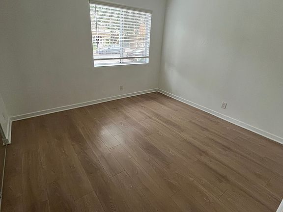 5th image of 4355 Mammoth Ave APT 1