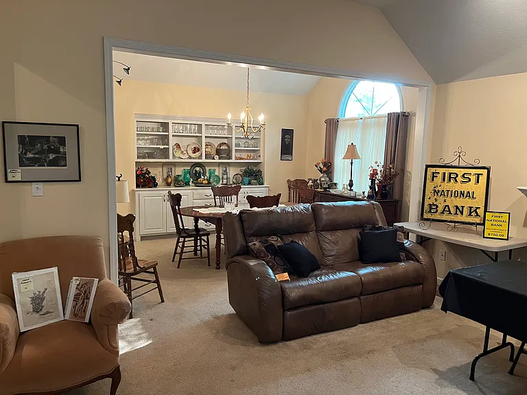 3111 Cottage Ln — Photo 8
