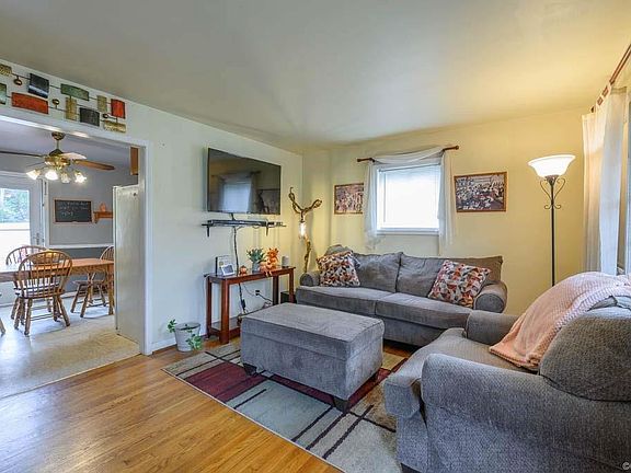 5th image of 2921 Twain Ln