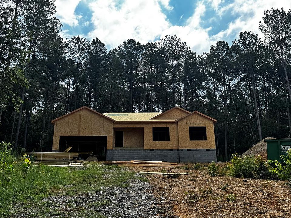 1st image of 3352 Crow Rd