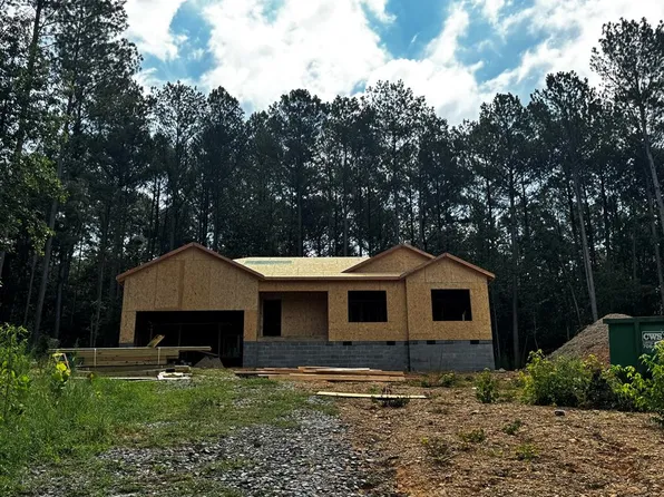 3352 Crow Rd, Dalton, GA 30721