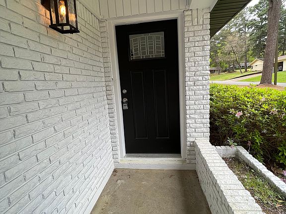2nd image of 9331 Overlook Dr