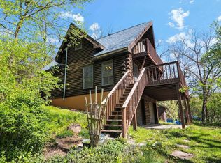 4027 N Woodhue Dr, Janesville, WI 53545