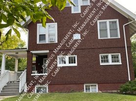 1015 Church St
