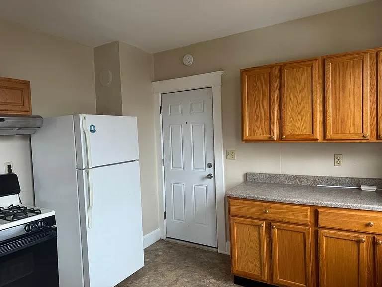 297 Park St #2FB — Photo 11