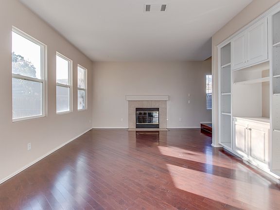 3rd image of 22349 Summer Holly Ave