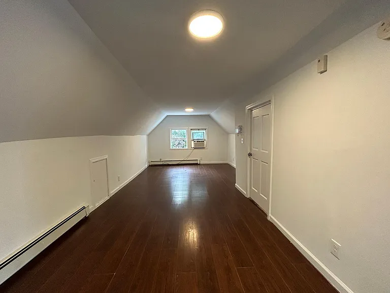 28 Fairview Ave #3 — Photo 7
