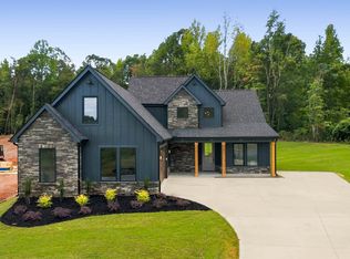 106 Joyful Ct, Woodruff, SC 29388
