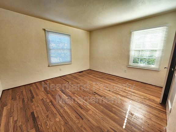 5th image of 4730 Austin Dr
