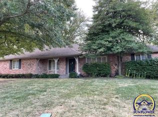 3111 SW Burlingame Rd, Topeka, KS 66611