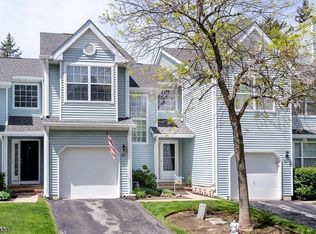 67 Weatherhill Rd #1704, Hamburg, NJ 07419