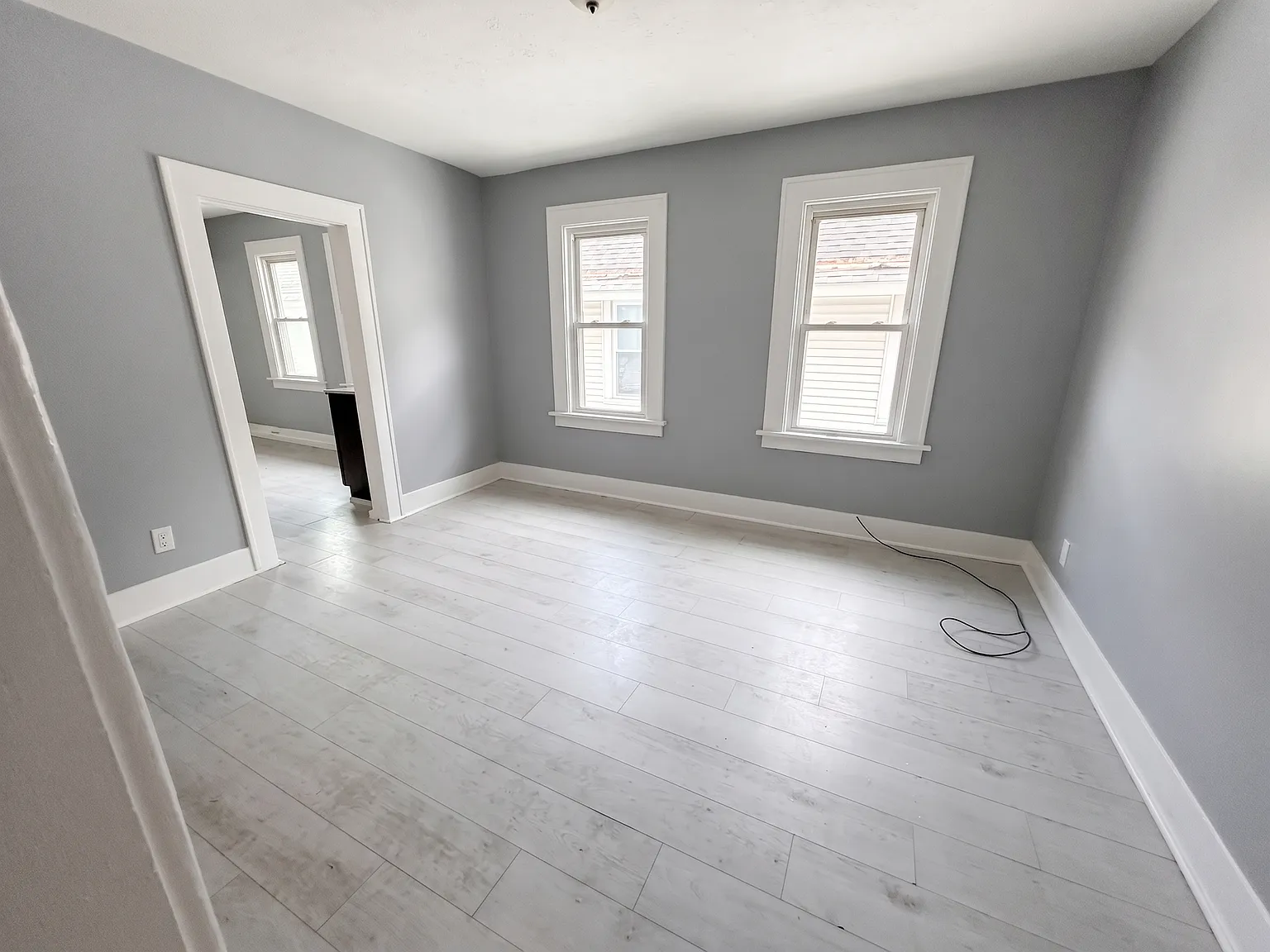 2 bed, 950 sqft, $850 — Photo 3