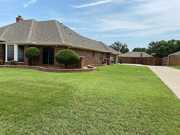 3rd image of 4305 Chelsea Dr