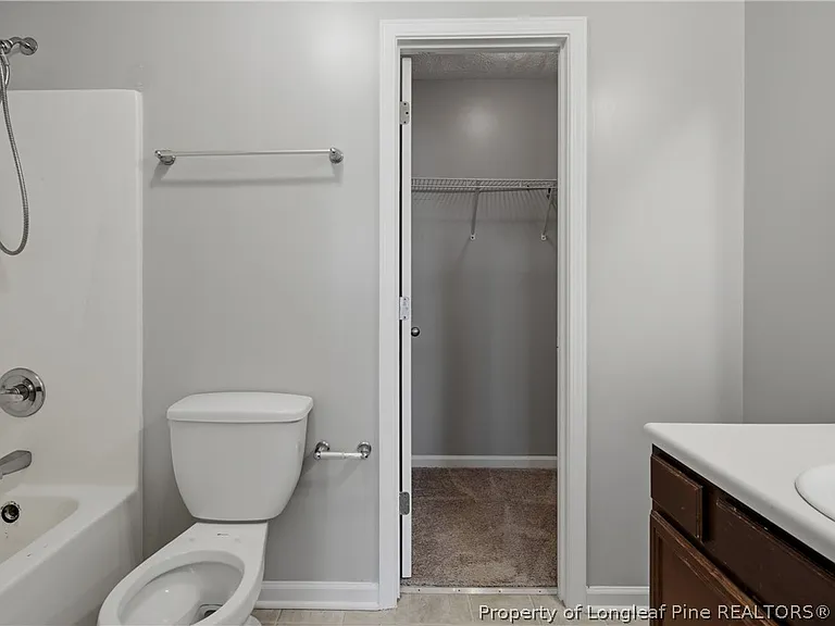 142 Collinwood Dr #821 — Photo 23