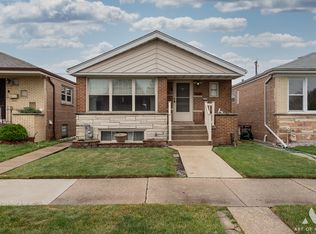 6044 S Rutherford Ave, Chicago, IL 60638