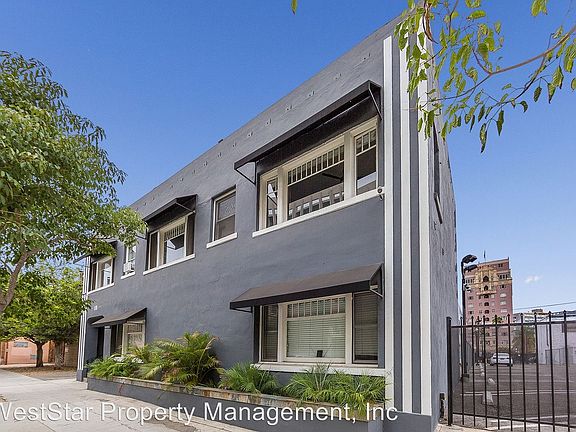 3rd image of 138 Elm Ave APT 24