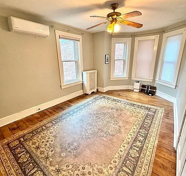 729 E Orange St — Photo 23