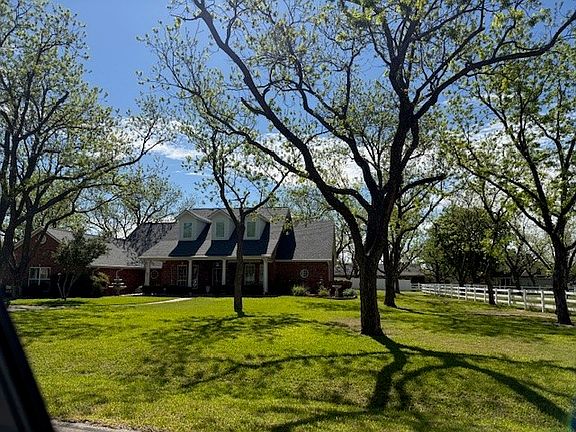 2nd image of 5615 Equestrian Ct